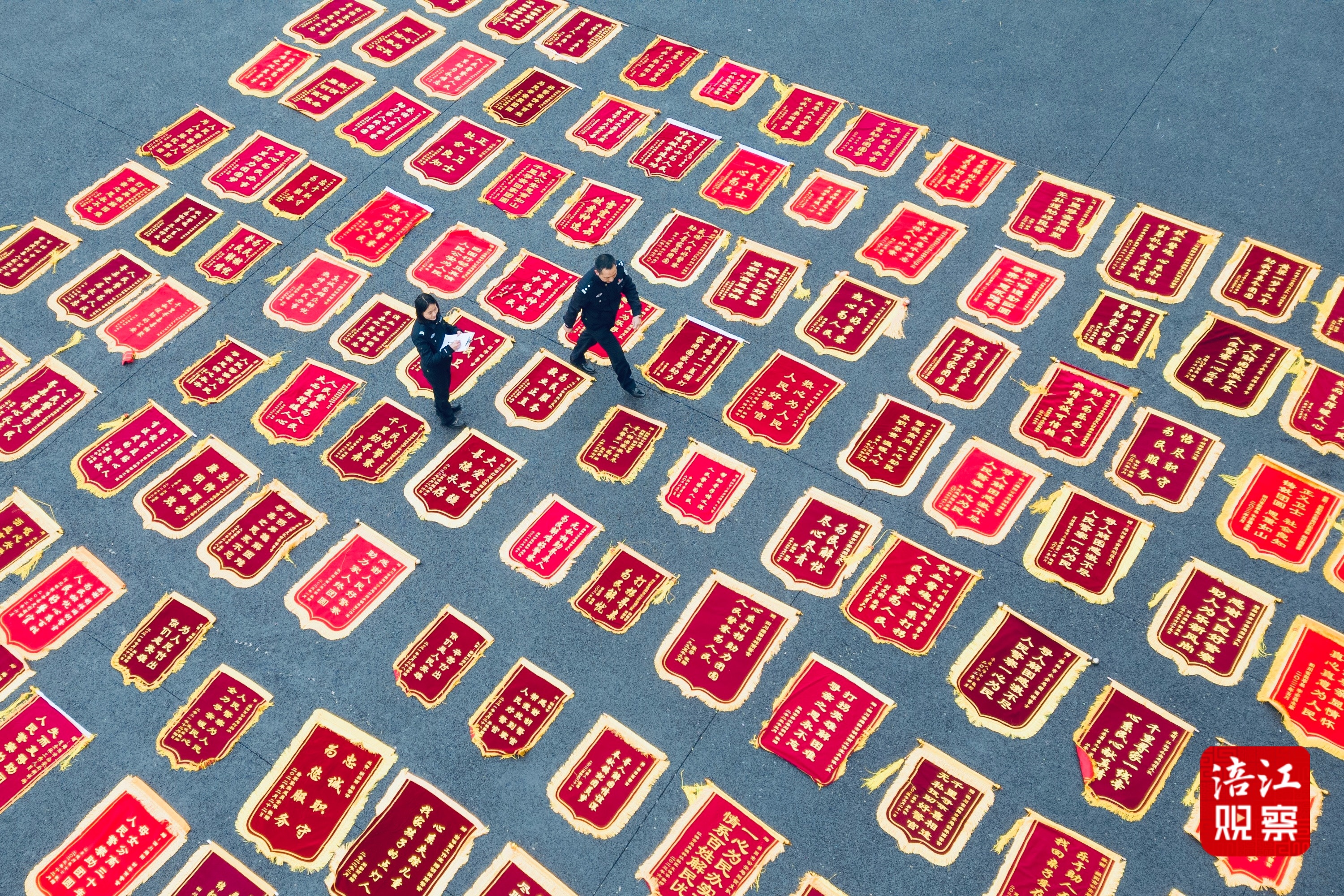 刘晏男 图_副本.jpg