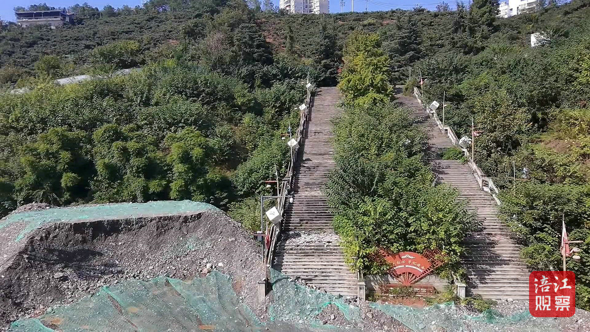 辣1度追踪4_1.jpg