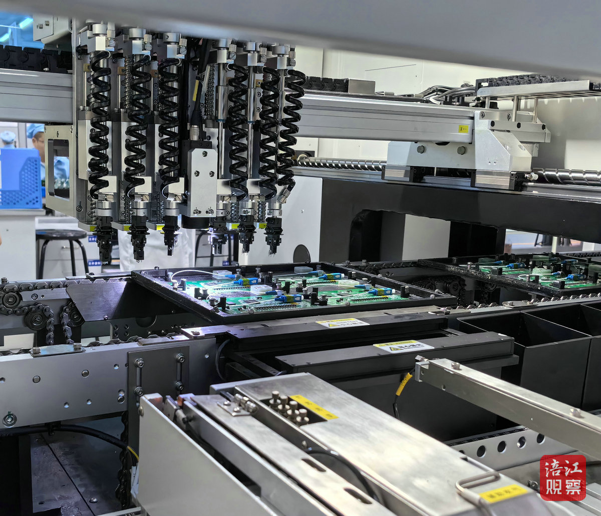 长虹新网科技1_1.jpg 长虹新网科技1_1.jpg